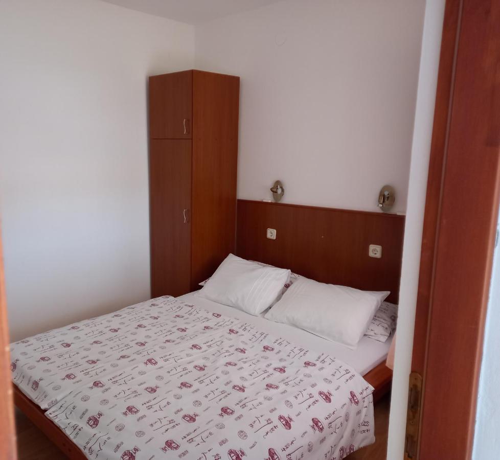 Apartments Kosec Vrsi Ngoại thất bức ảnh
